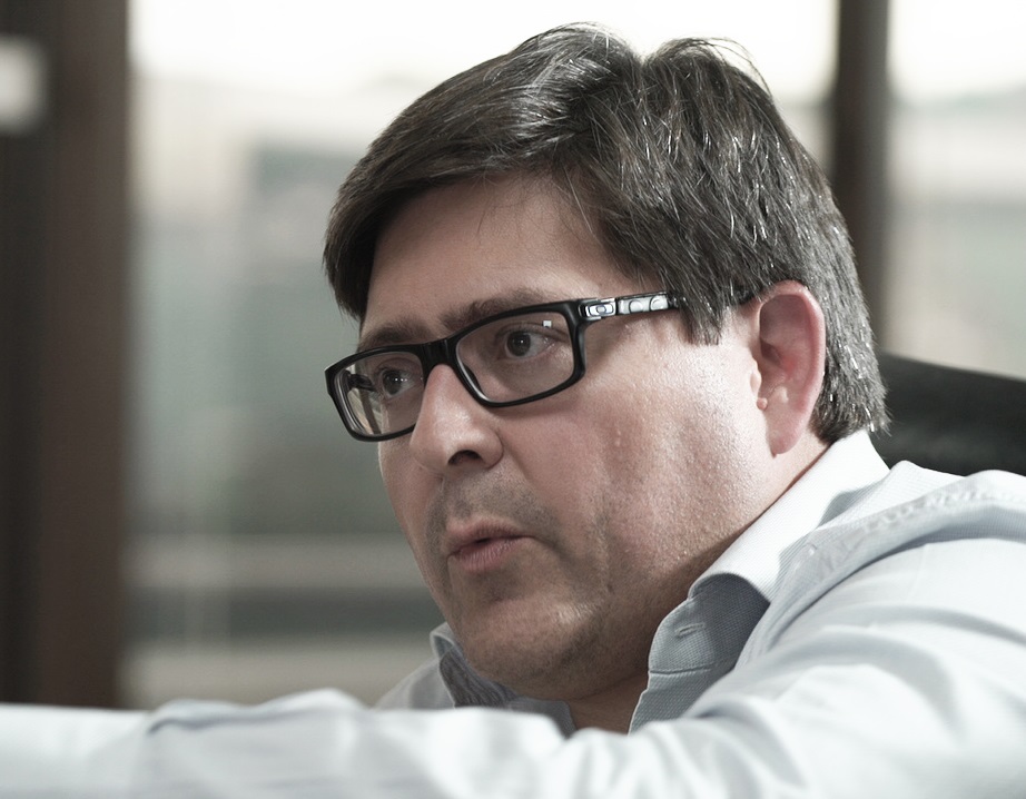 erea consulting - CEO headshot